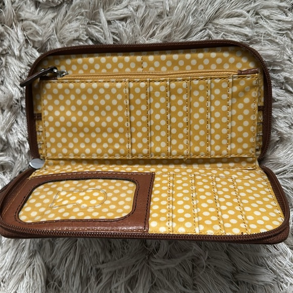 Fossil Key-per wallet, EUC. - Picture 3 of 5